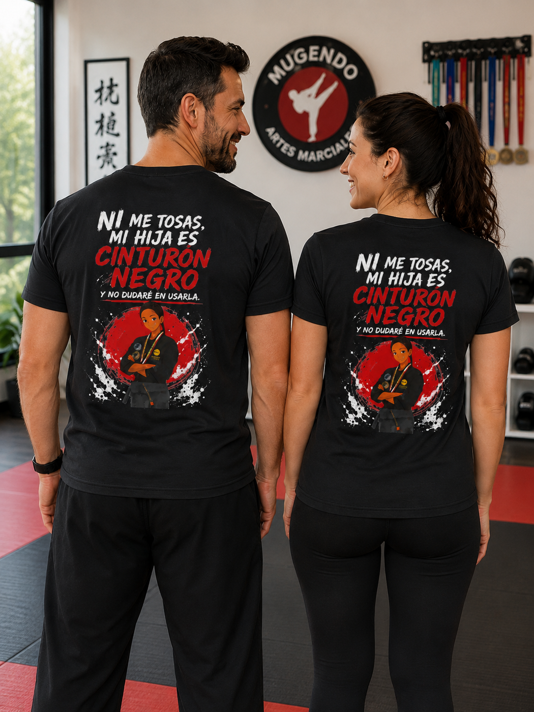 Camiseta Mi Hija Es Cinturón Negro (FOTO PERSONALIZADA)